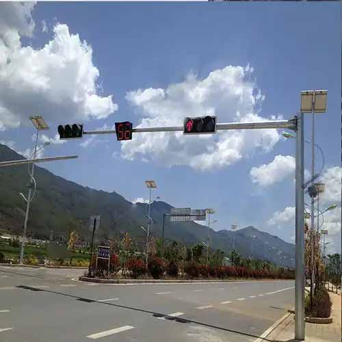 Traffic Signal Light Pole - Durable Support for Traffic Control